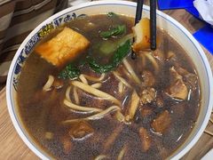 -西部马华清真兰州牛肉面·烧烤夜市(三里河店)