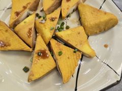香煎客家黄豆腐-银峰农庄·特色烧鸡·鲜无花果浸鸡