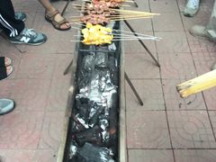 -聚点串吧·北京烧烤(赵登禹路店)