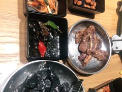 -青瓦炭韩潮烤肉(花园道店)