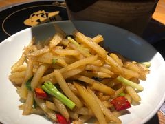 -吃饭皇帝大土家民族菜(正大广场店)
