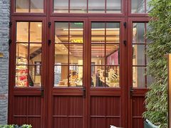 -星巴克臻选(上海今潮8弄店)