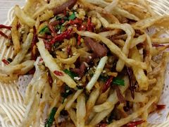 -江城燕子大排档(江汉路步行街店)