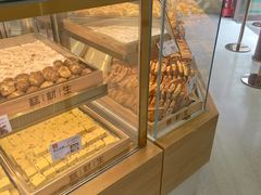 面包甜点陈列柜-糕材生(解放路店)