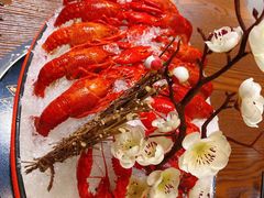 -虾弄弄海派小龙虾·牛羊蝎子火锅