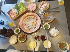 -阿婆情腊排骨火锅·野生菌季(古城旗舰店)