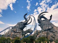 -七彩云南欢乐世界