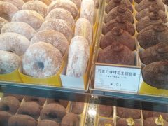 -85度C(生甜甜圈研究工坊·上海平凉店)