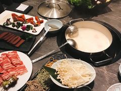 -捞王锅物料理(上海世茂广场店)