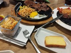 -豪客来牛排(府河店)