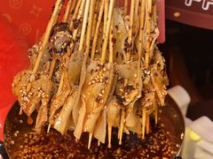 -何师烧烤Pro ·江湖川菜·小龙虾·精酿啤酒(太古里旗舰店)