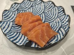 -金马门国际美食百汇(珞喻路店)