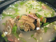 -万红路羊汤烧饼店(将台路店)