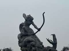 -巴陵广场