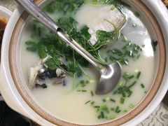 砂锅鱼头-鱼水情·农家菜·大鱼头(南山竹海店)