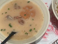 -肥肥虾庄·金牌油焖大虾(汉口城市广场店)