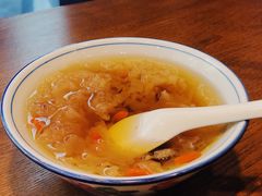 银耳糖水-喜喜水饺