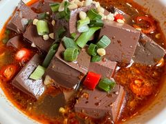 -炉小二铜锅牛蛙•川湘菜(三里屯店)