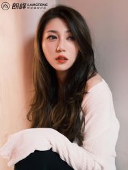 -朗峰专业美发沙龙