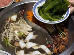 -沸炉重庆老火锅(军事博物馆店)