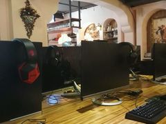 -SIX电竞·卓威600hz(闽江二路店)
