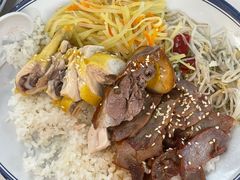 叉烧盐焗鸡双拼-粤式轩广东茶餐厅(草市街店)