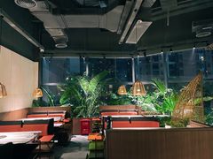 大堂-大头椰·椰子鸡火锅(南宁万象城店)