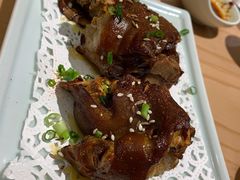 青岛酱猪蹄-船歌·鱼水饺青岛菜(国贸商城店)
