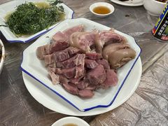 咸蹄髈二吃-吾介小籠館