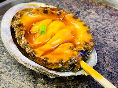 石锅大鲍鱼-品海楼·大连海胆锅贴馆(东港店)