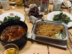 -三个大叔烤羊肉串·歌手驻唱·碳烤鲜肉(西三旗店)