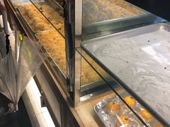 面包甜点陈列柜-鲍师傅糕点(江苏路店)