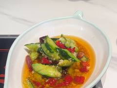 -黄记煌三汁焖锅(新佳丽江汉路店)