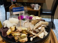 -一朵菌·野生菌探索家火锅(南亚店)