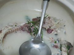 -天乐农家鱼头王(天目湖店)