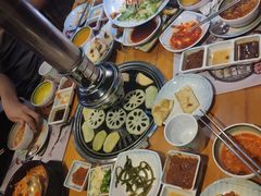 -唯成•韩国炭火烤肉 유성고기