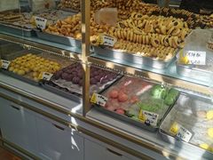 面包甜点陈列柜-爱德顺糕点食屋(利民道店)