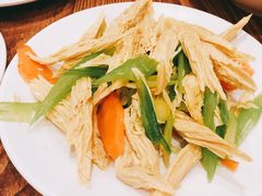 -清真吴记门钉肉饼·喜多利