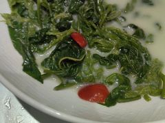 浓汤浸桑叶-广东道至正餐厅(区庄店)