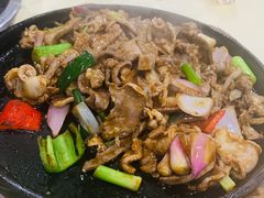 -标记美食新鲜猪杂(兴南大道店)