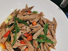 -巴特餐饮6加1音乐餐吧·新疆菜