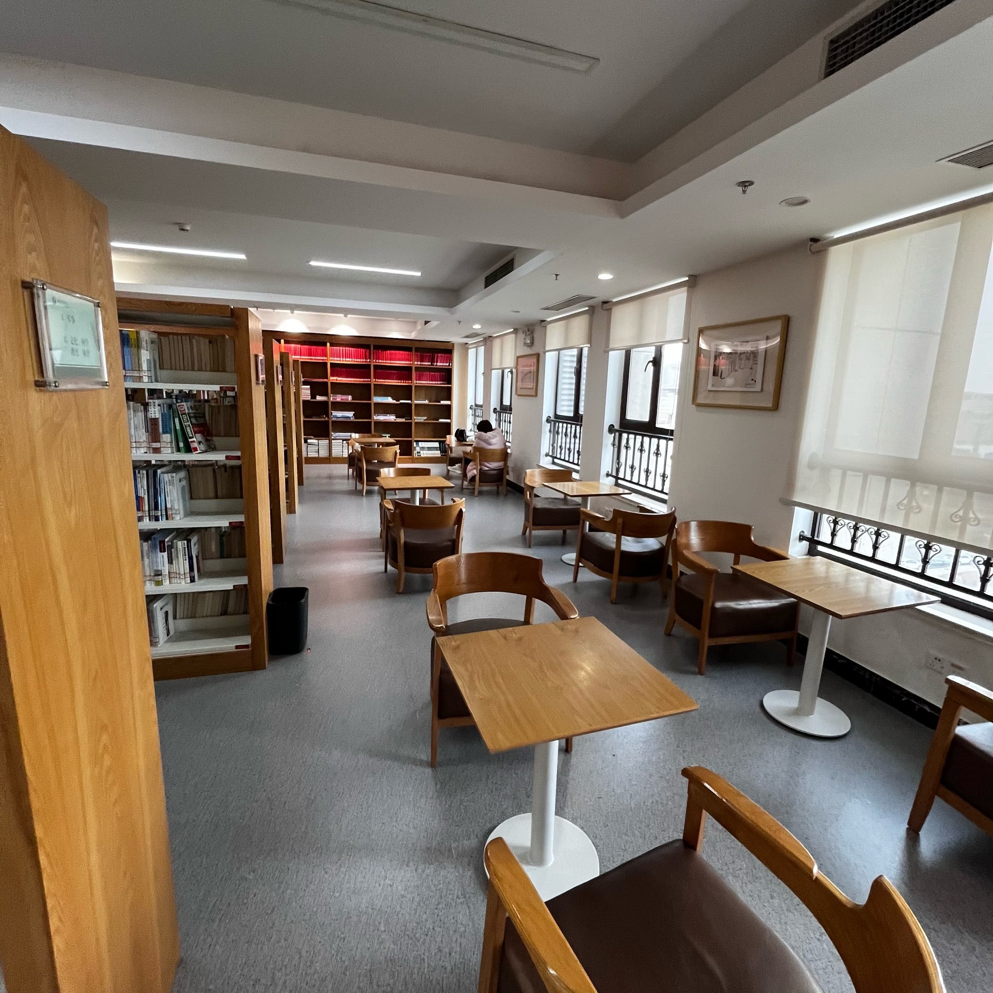 叁月图书馆纪10