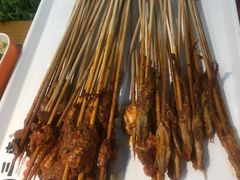 -两三事小郡肝串串香火锅(桂庙店)