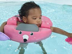 -蓝鲸奇亲子游泳俱乐部