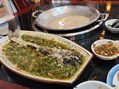 -老来福·非遗酸汤兔(凯旋路店)
