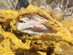 -BHC炸鸡(明洞总店)