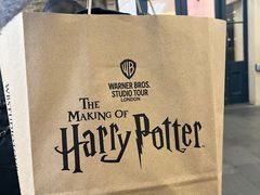 -九又四分之三站台哈利波特商店