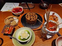 -包整·丝娃娃(一览甲秀楼风景店)