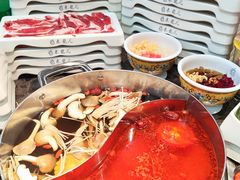 -来龍儿鲜切牛肉自助老火锅