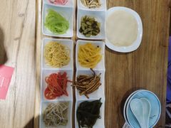 -怪噜范·老贵阳街头名小吃(数博万达店)